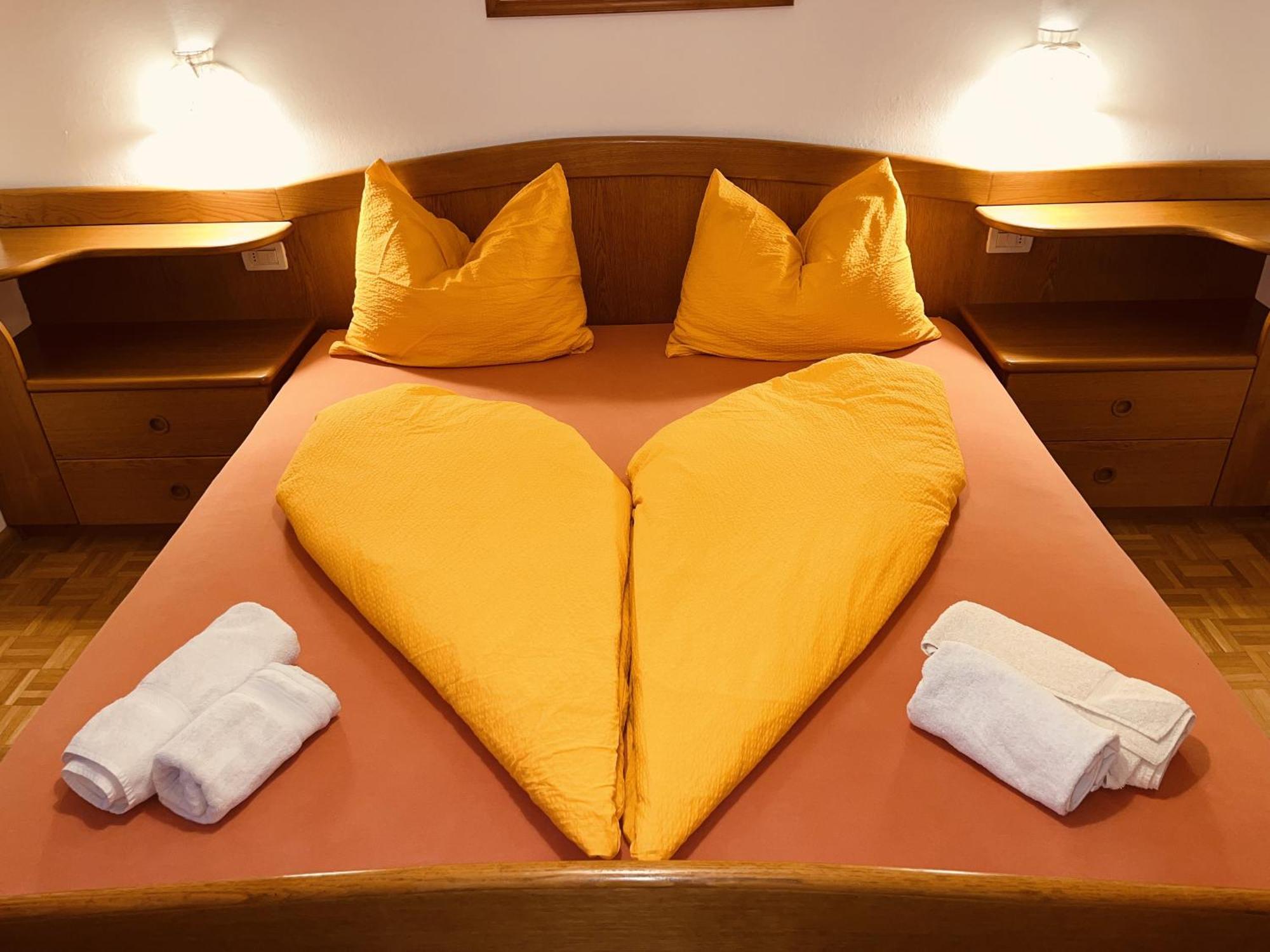 Residence Zirmer Wohnung Erde Castelrotto Esterno foto